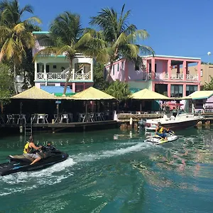 Mamacitas **** Isla Culebra